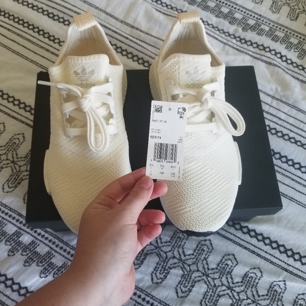 ADIDAS NMD R1 Cream Knit Metallic Gold Plug - Picture 6 of 6